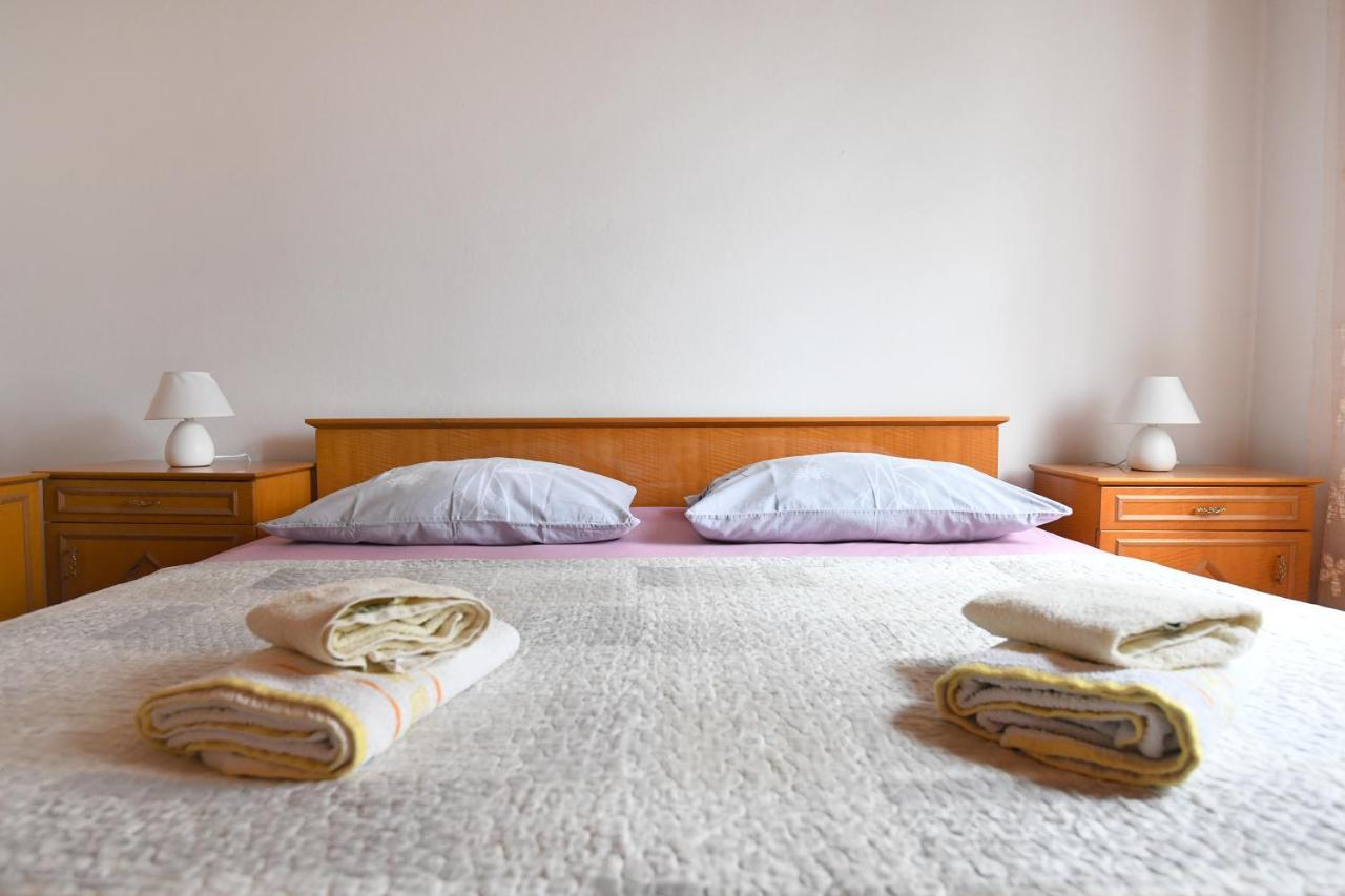 Apartmani Erna Pašman المظهر الخارجي الصورة