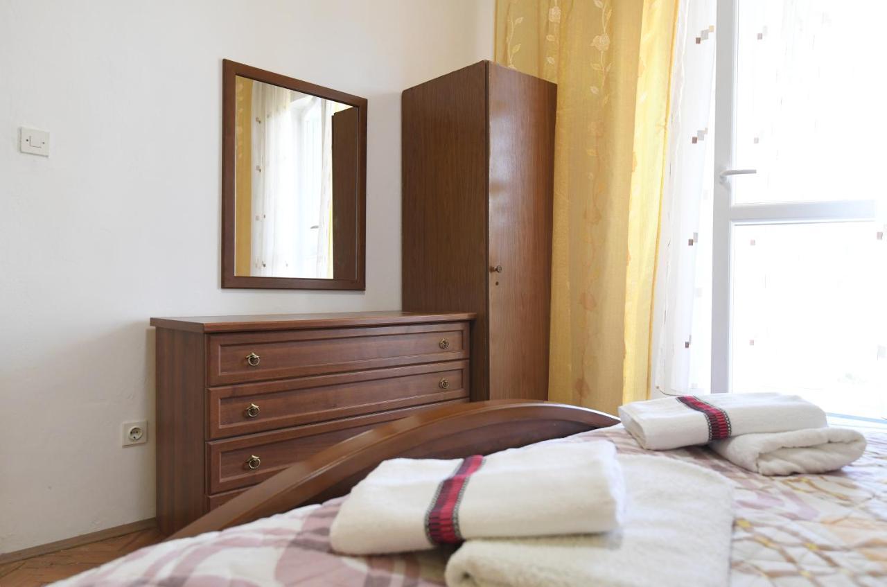 Apartmani Erna Pašman المظهر الخارجي الصورة