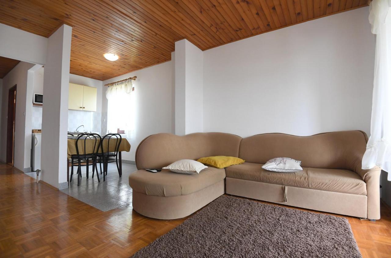 Apartmani Erna Pašman المظهر الخارجي الصورة