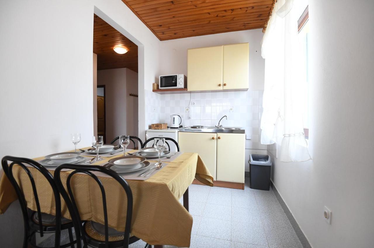 Apartmani Erna Pašman المظهر الخارجي الصورة