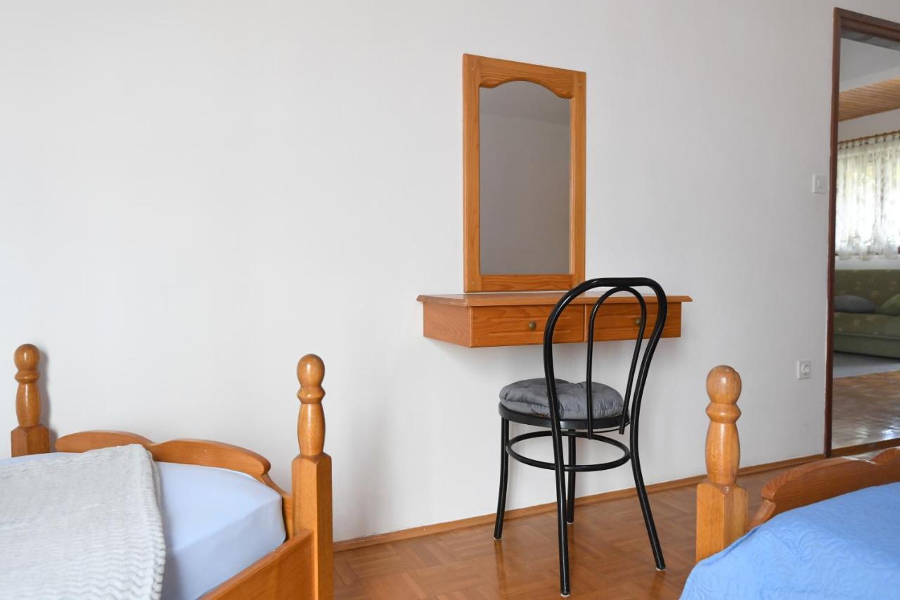 Apartmani Erna Pašman المظهر الخارجي الصورة
