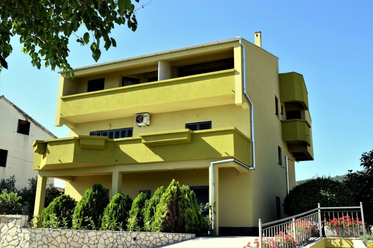 Apartmani Erna Pašman المظهر الخارجي الصورة